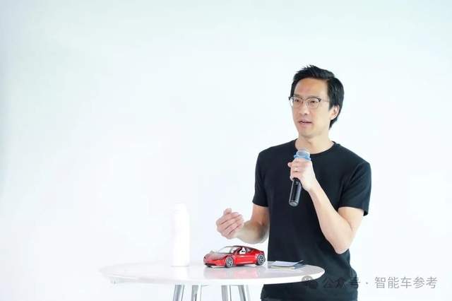特斯拉华裔高管离职:入职12年,总管软件,直接向马斯克汇报