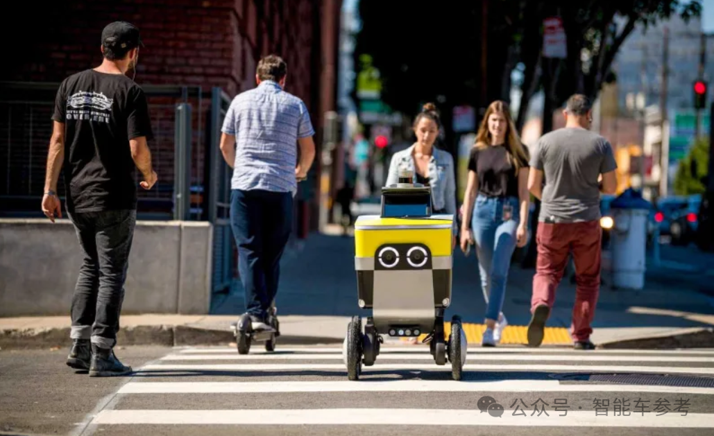 Waymo出了“科技车祸”：Robotaxi与机器人街头相撞，沉默一分钟淡定离场