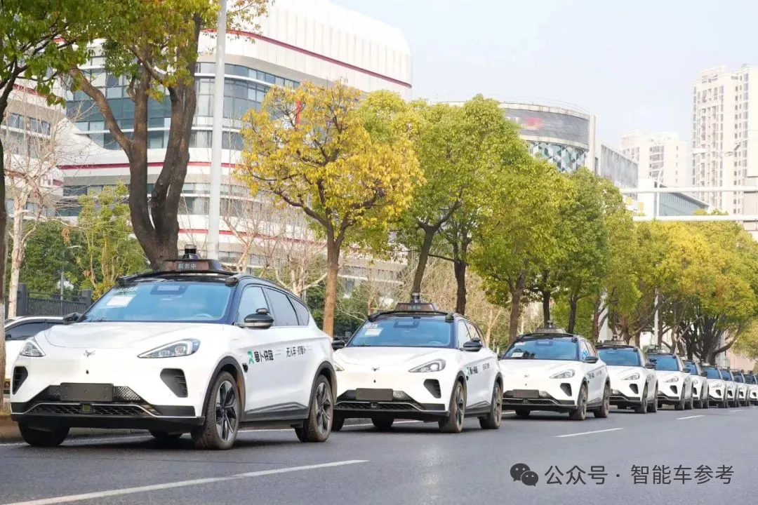 Robotaxi被曝跳票，特斯拉市值一夜暴跌超5000亿